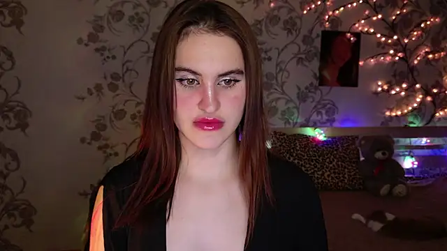 FridaCure online show from November 2025 03:56:01 PM