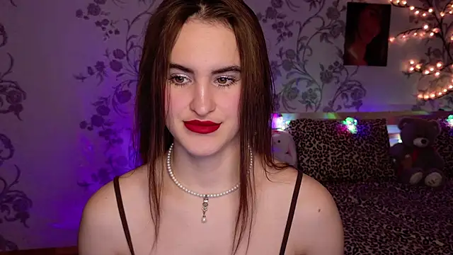 FridaCure online show from November 2025 06:41:02 PM