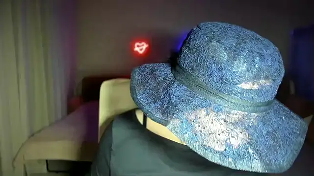 WitchBlueRose online show from November 2025 08:46:02 PM