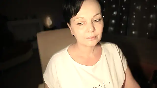 WitchBlueRose online show from April 2026 07:08:02 PM