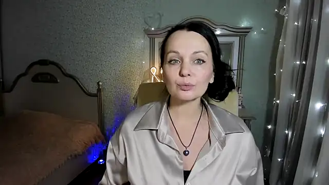 WitchBlueRose online show from February 2025 06:13:02 PM