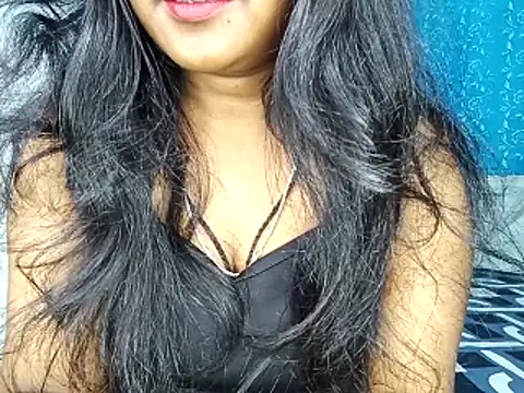 Snapshot of Muktha chatting on April 2026 06:54:01 PM Muktha online show from April 2026 06:54:01 PM