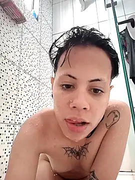 Liv Alt online show from September 2025 03:23:02 PM