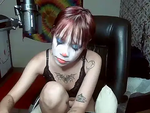 Liv Alt online show from April 2026 06:05:01 PM