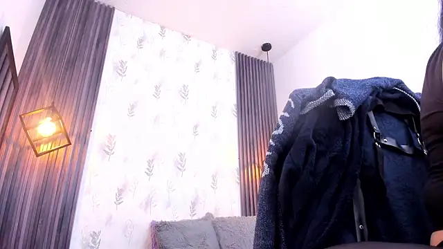 brigittemiller online show from November 2025 04:00:01 PM