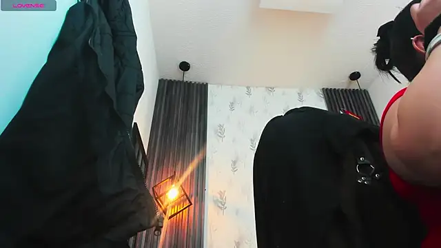 brigittemiller online show from December 2025 04:30:01 PM