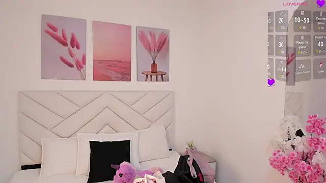 zoe rivers online show from March 2026 05:33:01 PM