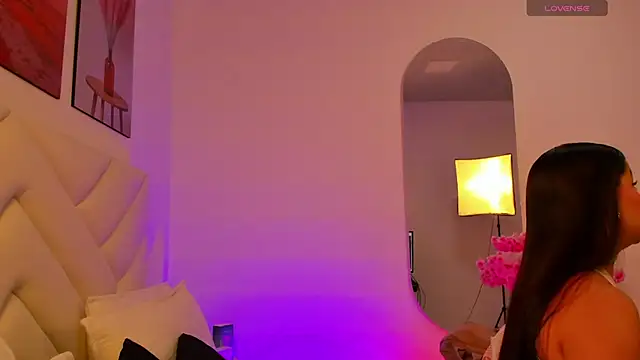 zoe rivers online show from March 2026 11:45:02 PM