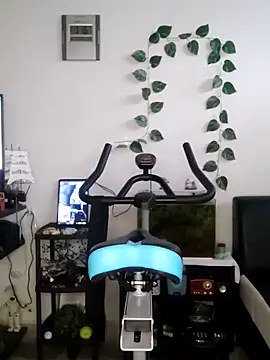 jesicardiente27 online show from November 2025 12:10:02 PM