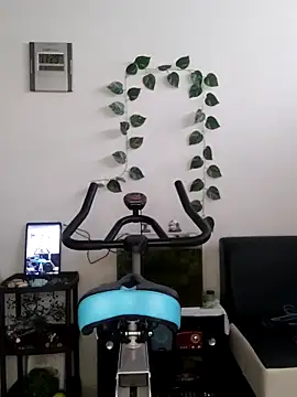 jesicardiente27 online show from November 2025 04:21:01 PM