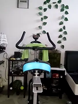 jesicardiente27 online show from November 2025 03:05:01 PM