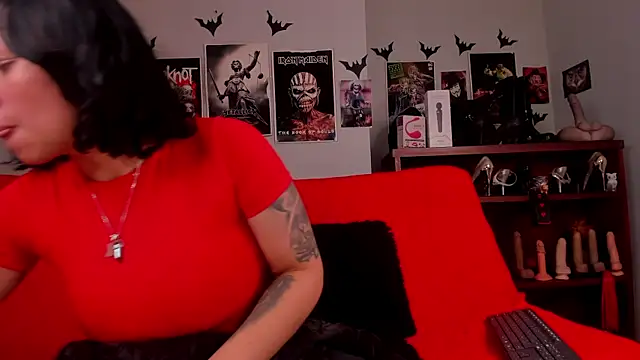 lilith-deveraux online show from May 2026 02:35:01 PM