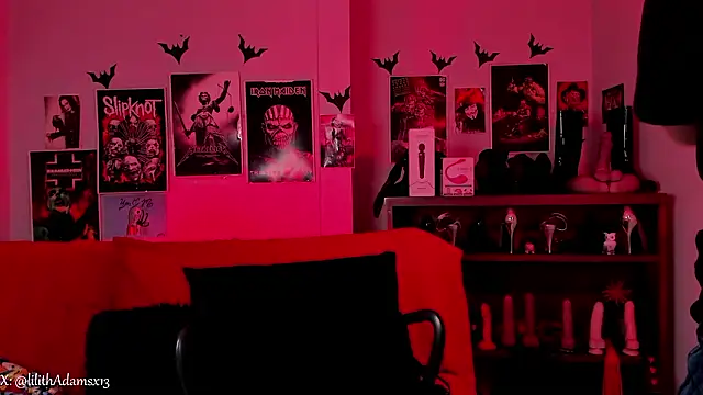 lilith-deveraux online show from February 2026 03:00:02 PM