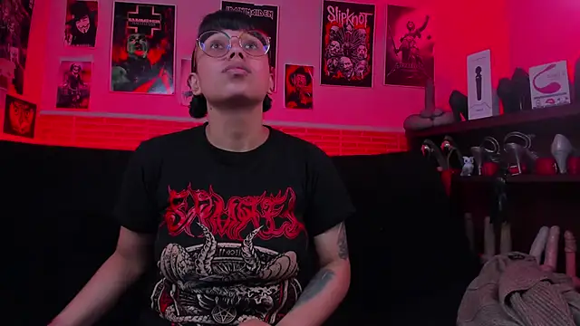 lilith-deveraux online show from October 2025 02:18:02 PM