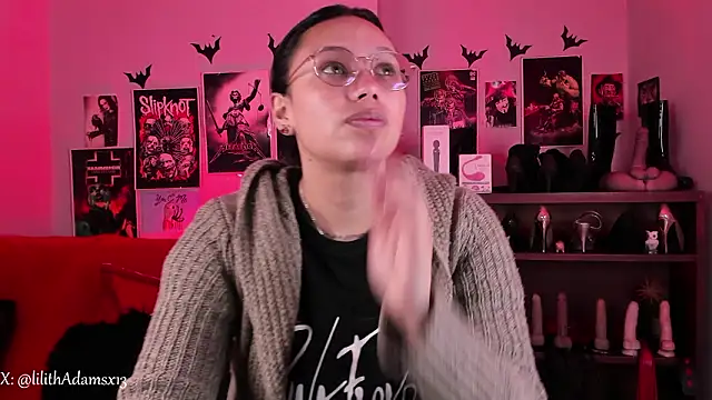 lilith-deveraux online show from February 2026 02:39:01 PM