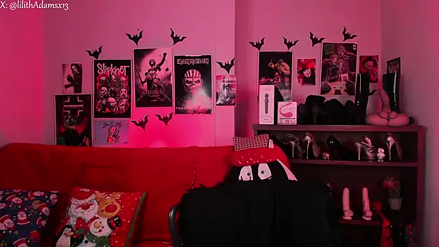 lilith-deveraux online show from December 2025 02:21:02 PM