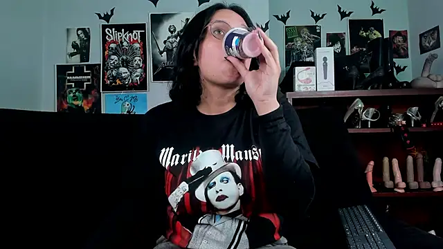 lilith-deveraux online show from June 2026 05:24:02 PM