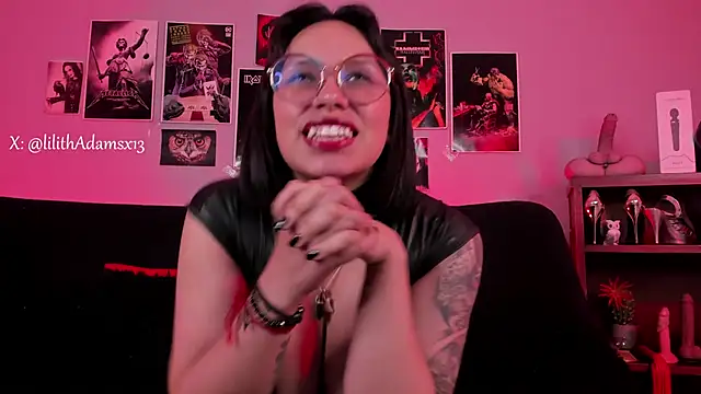 lilith-deveraux online show from October 2025 02:12:02 AM