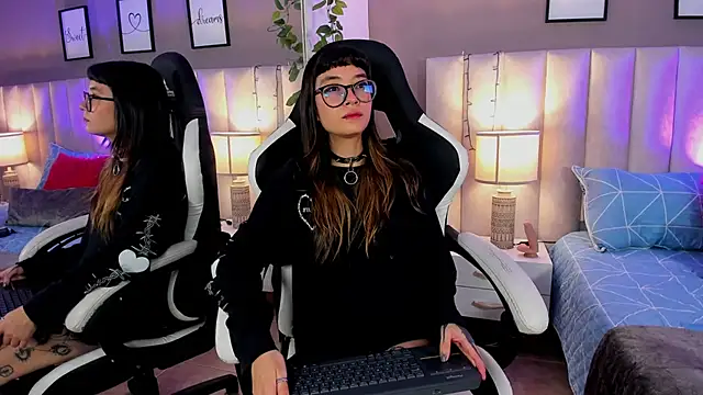 dayanne07 online show from November 2025 10:13:01 PM