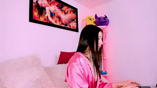 Manuelaa mejiia online show from January 2025 03:01:01 PM
