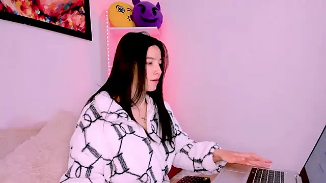 Manuelaa mejiia online show from February 2025 03:15:02 PM