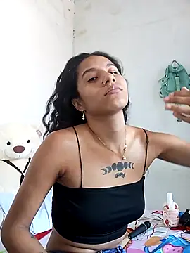 Snapshot of Karii-R chatting on September 2025 05:07:01 PM Karii-R online show from September 2025 05:07:01 PM