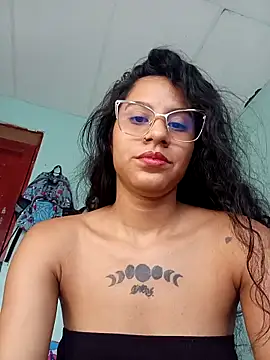 Karii-R online show from February 2026 02:39:02 PM