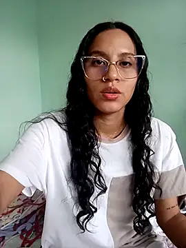 Karii-R online show from February 2026 04:31:02 PM