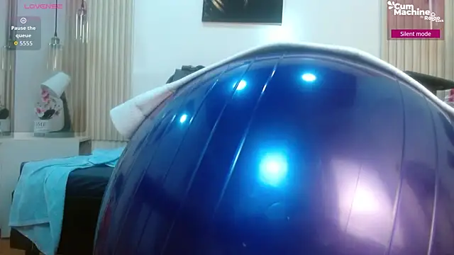 virtual charm online show from November 2025 12:31:01 PM