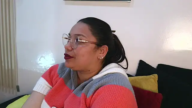 virtual charm online show from January 2026 07:12:01 PM