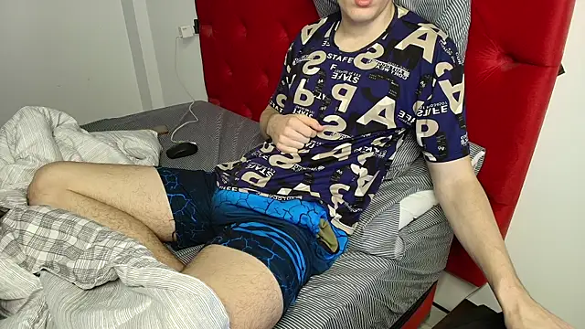 NicoDavisHere online show from September 2025 12:01:02 PM