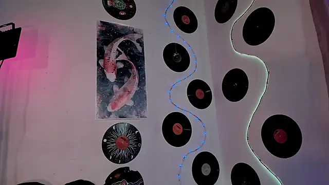 Snapshot of _dahian14_ chatting on February 2025 12:30:01 AM dahian14 online show from February 2025 12:30:01 AM