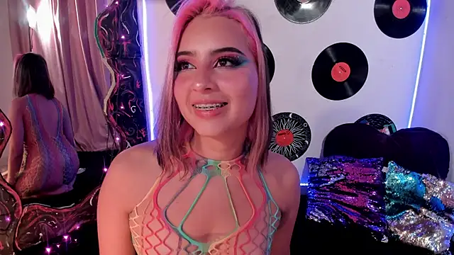 Snapshot of _dahian14_ chatting on January 2025 03:52:02 AM dahian14 online show from January 2025 03:52:02 AM