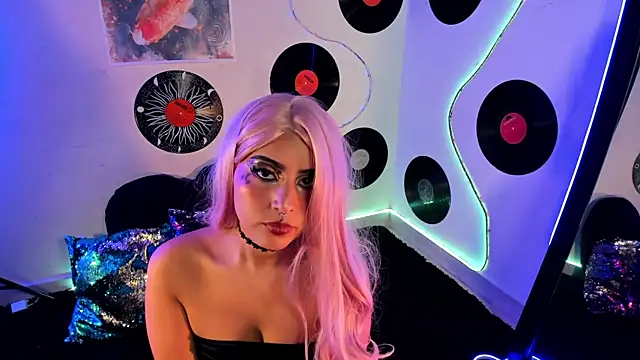 Snapshot of _dahian14_ chatting on March 2025 01:35:02 AM dahian14 online show from March 2025 01:35:02 AM