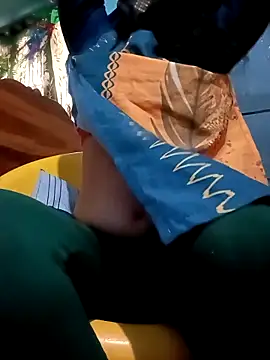 Snapshot of gunjan22 chatting on March 2025 09:15:02 AM gunjan22 online show from March 2025 09:15:02 AM