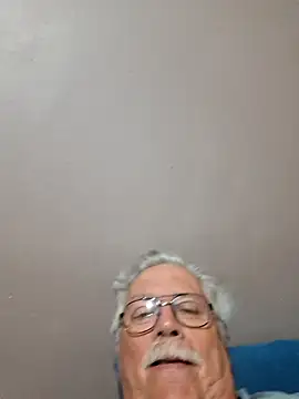 NawtyB1965 online show from November 2025 03:32:01 AM