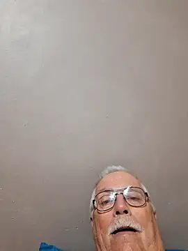 NawtyB1965 online show from November 2025 03:50:01 AM