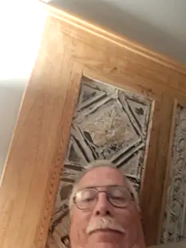 NawtyB1965 online show from February 2026 06:19:01 PM