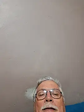 NawtyB1965 online show from October 2025 03:17:02 AM