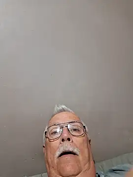 Snapshot of NawtyB1965 chatting on May 2026 03:34:01 AM NawtyB1965 online show from May 2026 03:34:01 AM