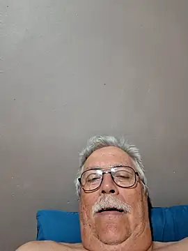 NawtyB1965 online show from October 2025 03:38:01 AM