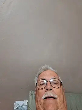 Snapshot of NawtyB1965 chatting on June 2026 04:07:01 AM NawtyB1965 online show from June 2026 04:07:01 AM