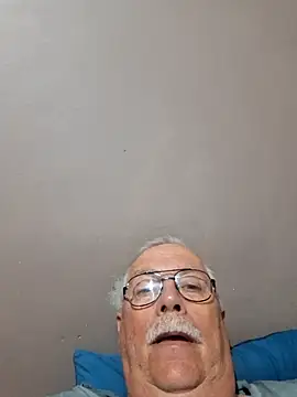 NawtyB1965 online show from November 2025 03:43:01 AM