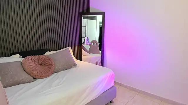 Snapshot of Axel_brunette1 chatting on October 2025 11:49:01 PM Axel brunette1 online show from October 2025 11:49:01 PM