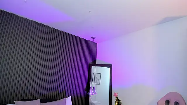 Snapshot of Axel_brunette1 chatting on December 2025 07:46:02 AM Axel brunette1 online show from December 2025 07:46:02 AM