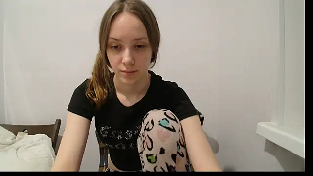 Snapshot of Irma-Bennet chatting on April 2026 08:21:01 PM Irma-Bennet online show from April 2026 08:21:01 PM
