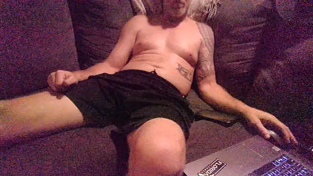 DaddyDJ555 online show from August 2026 04:51:01 AM