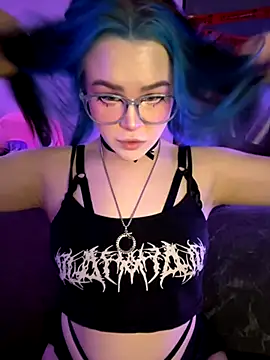 Snapshot of MaddisonHaas chatting on November 2025 12:43:02 AM MaddisonHaas online show from November 2025 12:43:02 AM