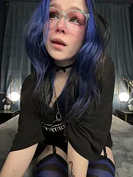 Snapshot of MaddisonHaas chatting on December 2025 07:40:01 AM MaddisonHaas online show from December 2025 07:40:01 AM