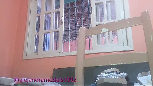 alejandra01 online show from April 2026 05:30:01 PM